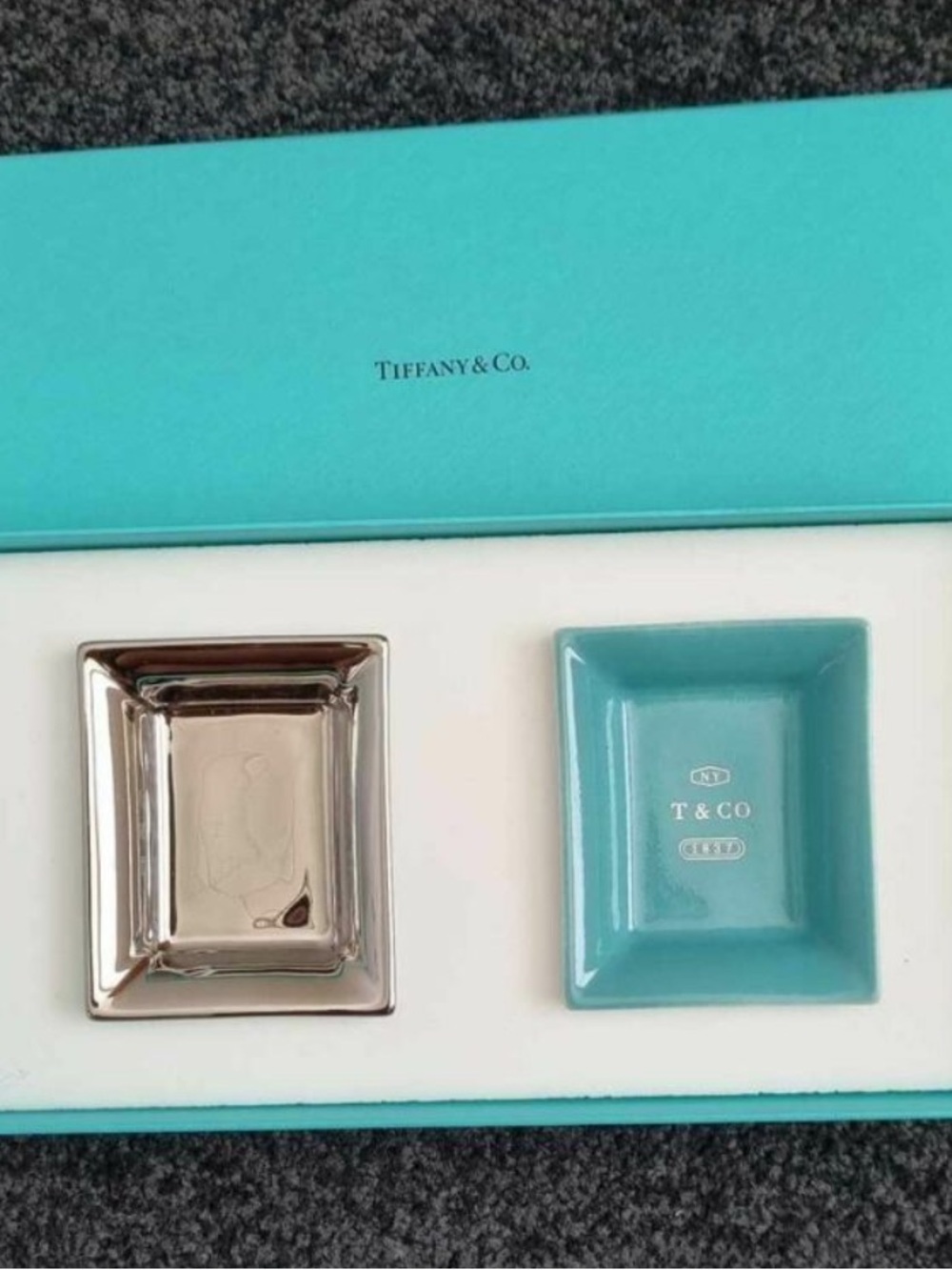 UNOPENED Tiffany & Co. Turquoise and Silver Ring Dish Set
